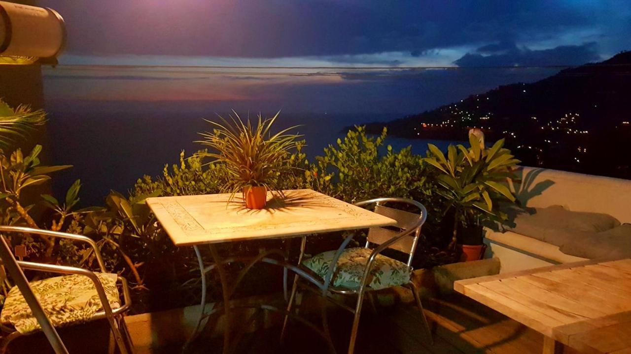 Romantic Casa Lorenzina Affittacamere Вентимиля Екстериор снимка