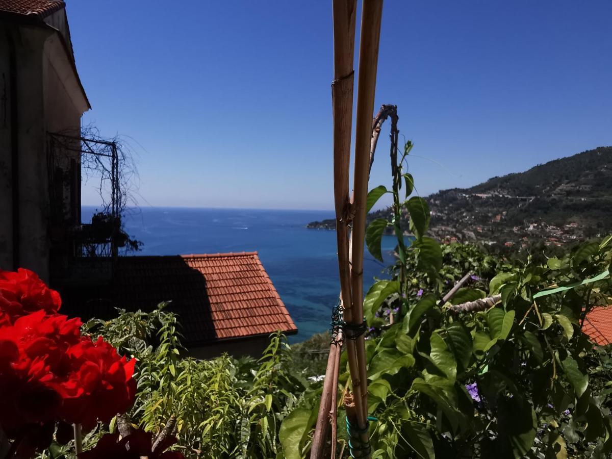 Romantic Casa Lorenzina Affittacamere Вентимиля Екстериор снимка