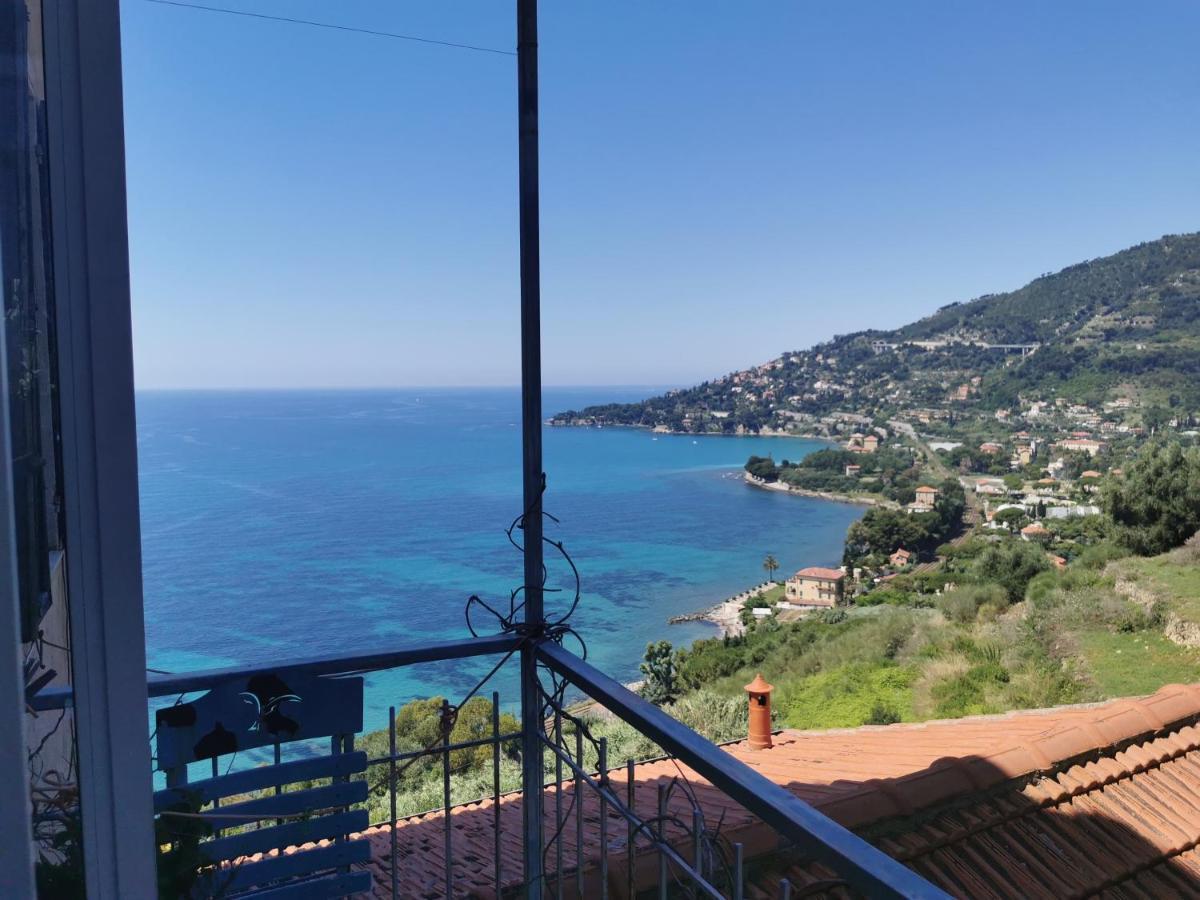 Romantic Casa Lorenzina Affittacamere Вентимиля Екстериор снимка