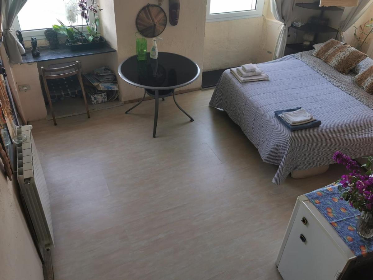 Romantic Casa Lorenzina Affittacamere Вентимиля Екстериор снимка